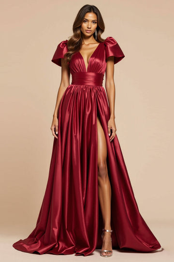 Robe de bal plissée à col en V rouge foncé avec manches courtes